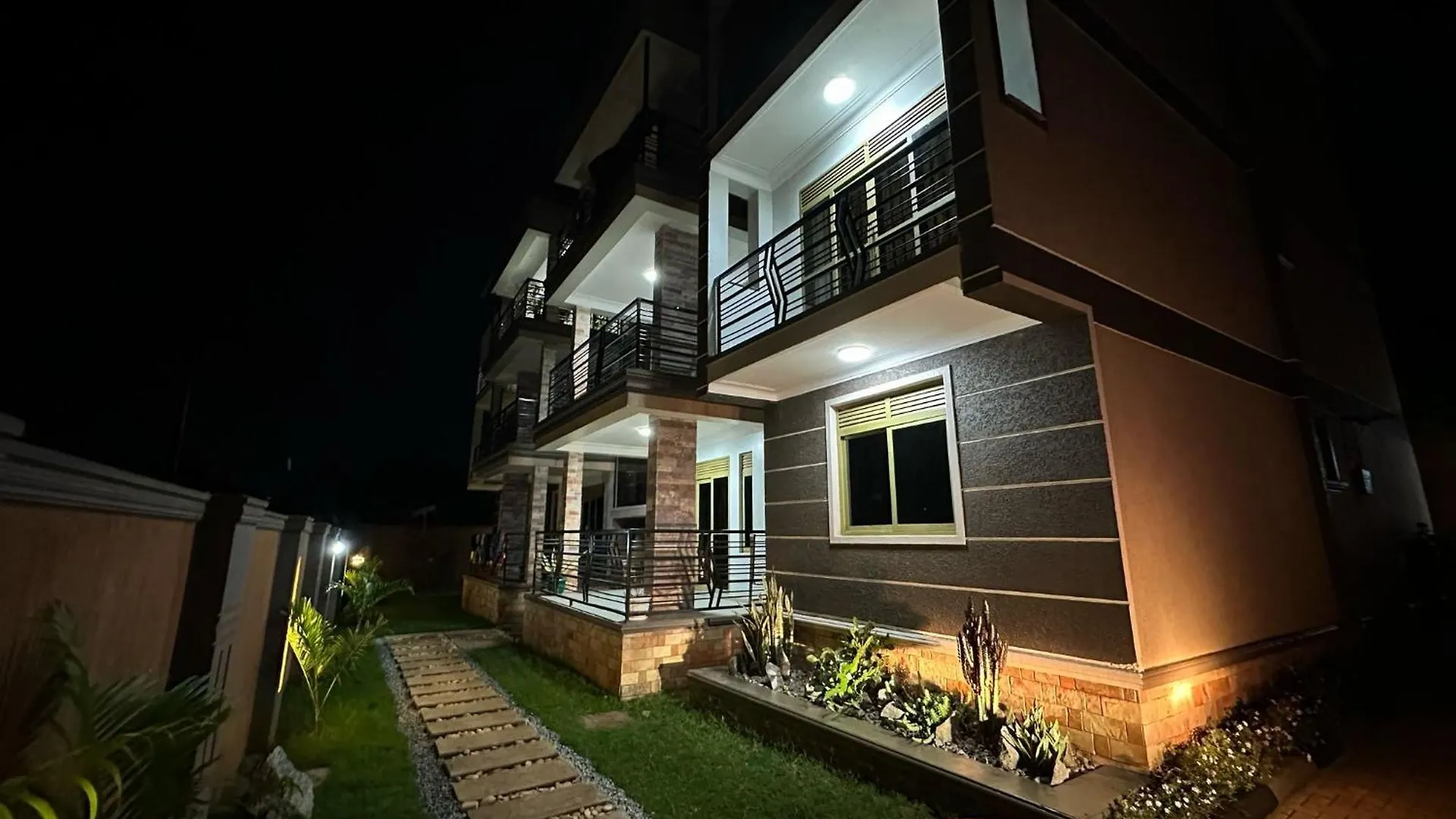 Luxe Loft Apartment Kampala